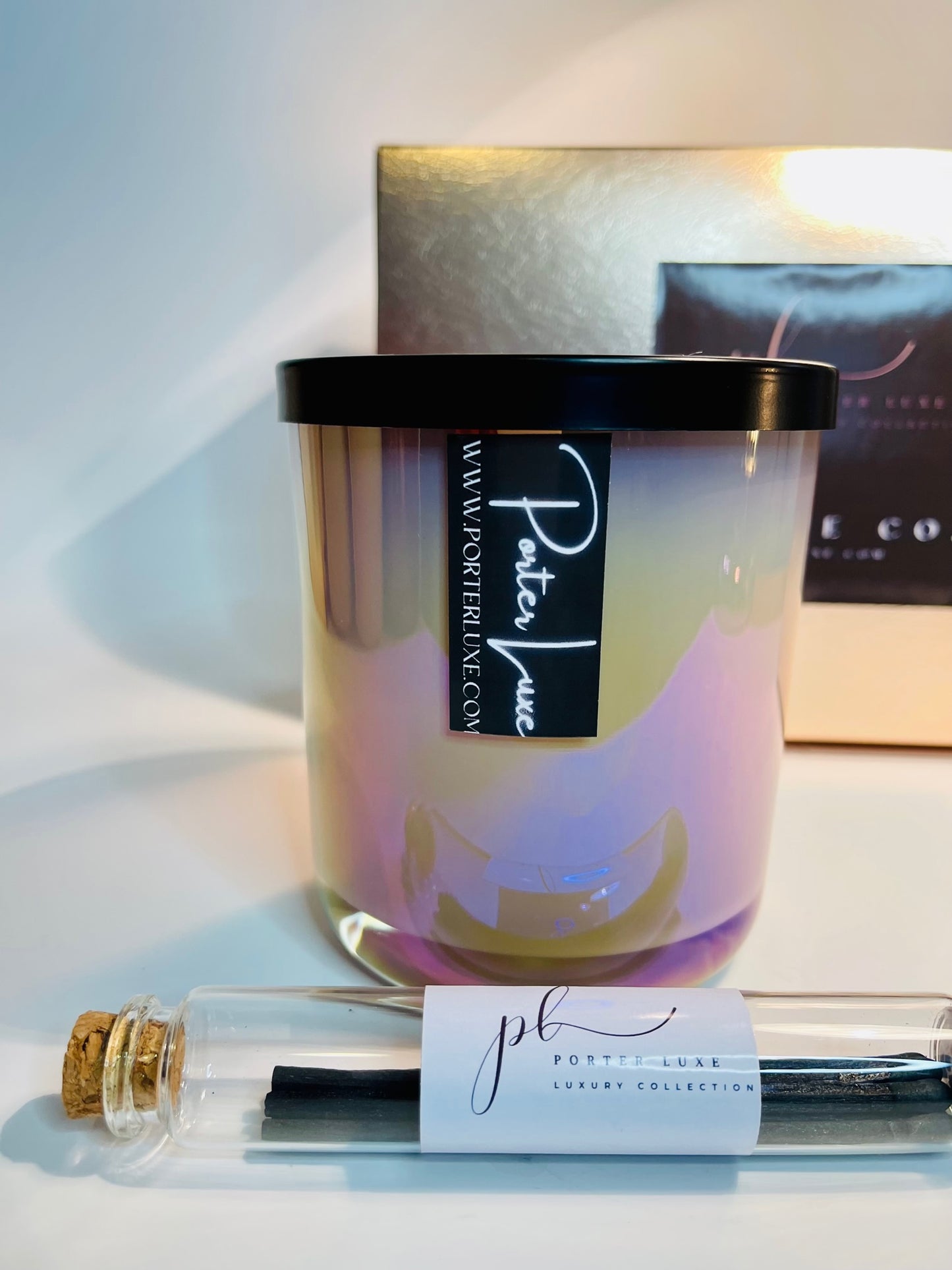 Porter Luxe -  Champagne Bubbles Candle (Deliciously Surprising)