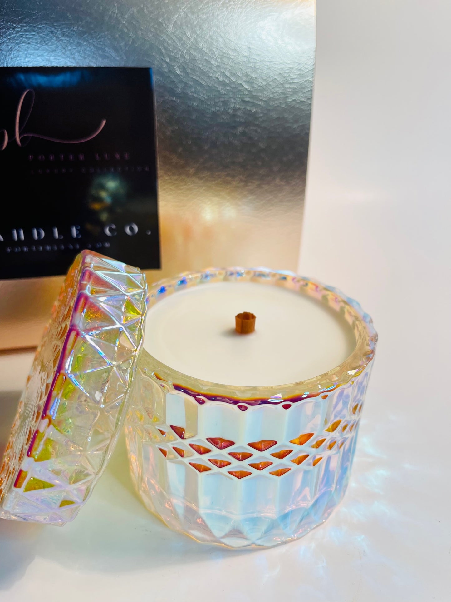 Porter Luxe -  Champagne Bubbles Candle (Deliciously Surprising)